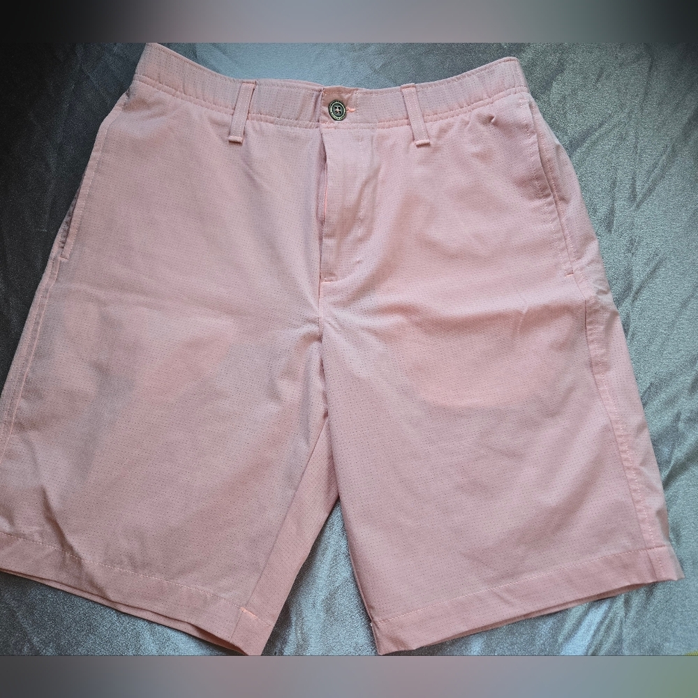 Under Armour Mens Match Play Vented Golf Shorts